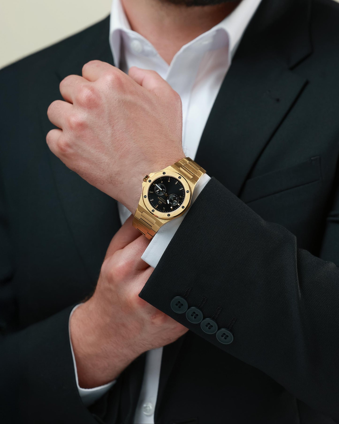 Carrick Sovereign Gold