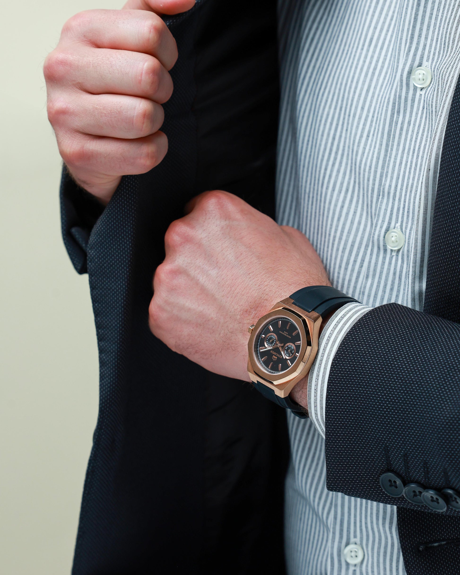 Valiant Rose Gold – Men's Watch – 42mm – 5ATM Water Resistant